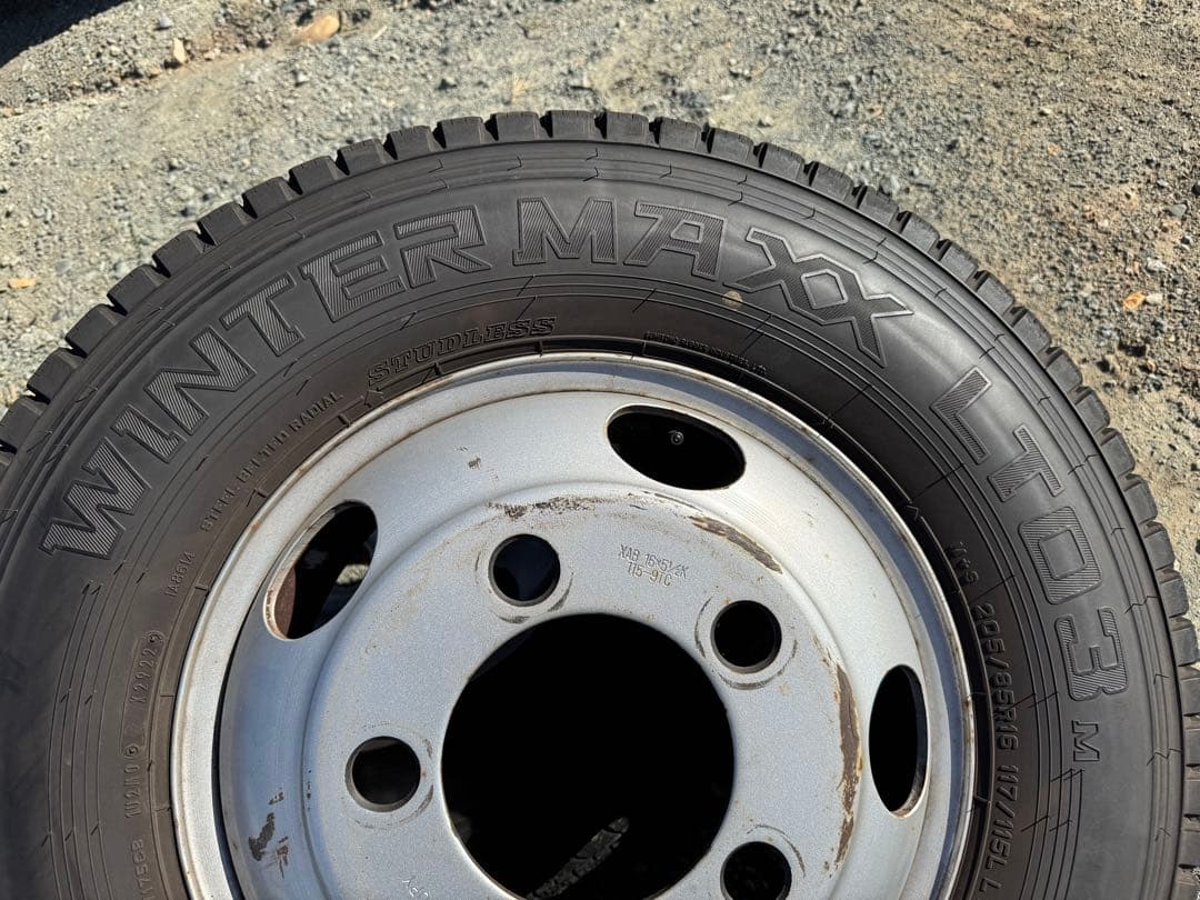 三菱ふそう キャンター ホイール付き6本 スタッドレス 三菱ふそう キャンター ホイール付き6本 スタッドレス