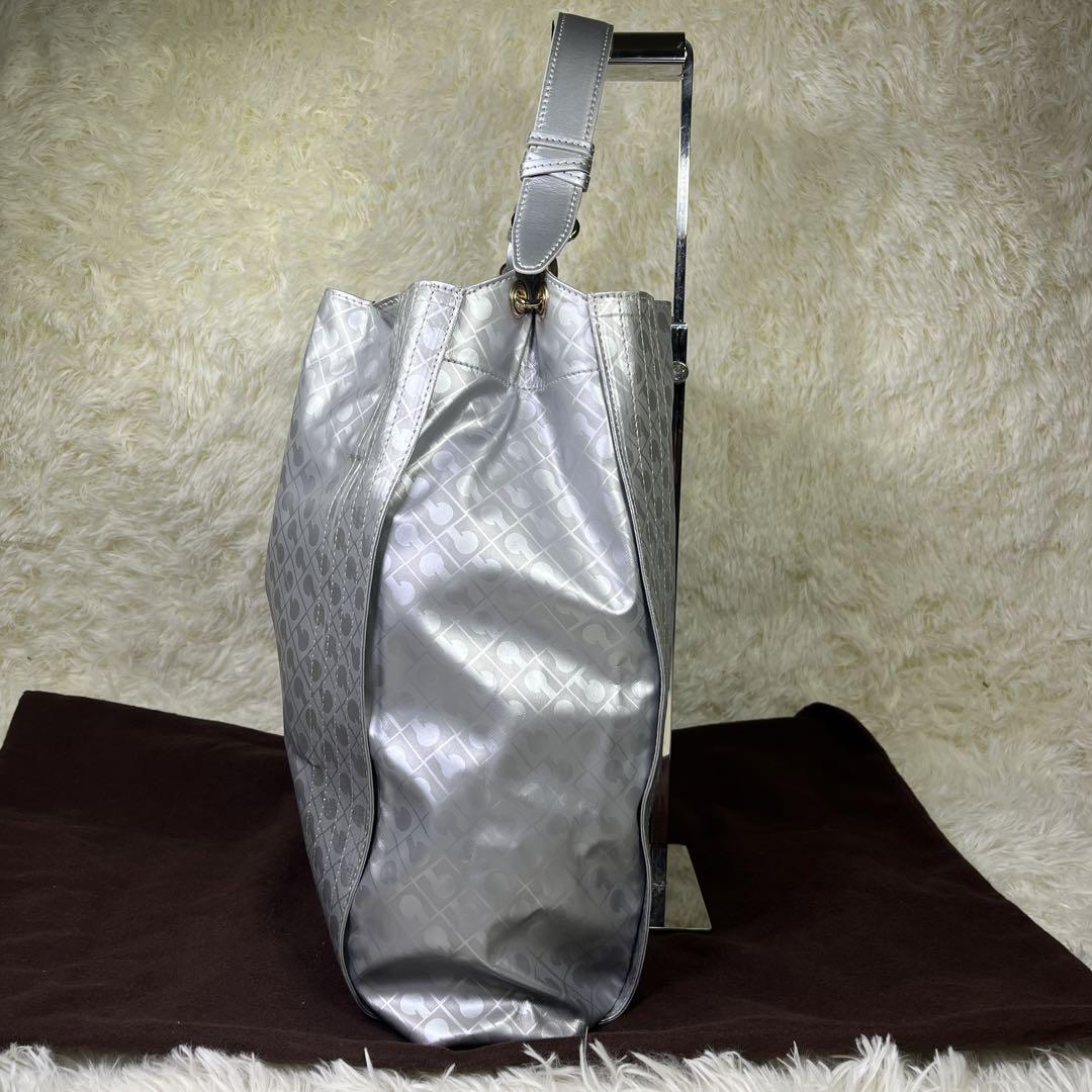 新品未使用　ゲラルディーニ　ショルダーバック　ハンドバッグ　ペネロペ　シルバー awardsandwinners.com