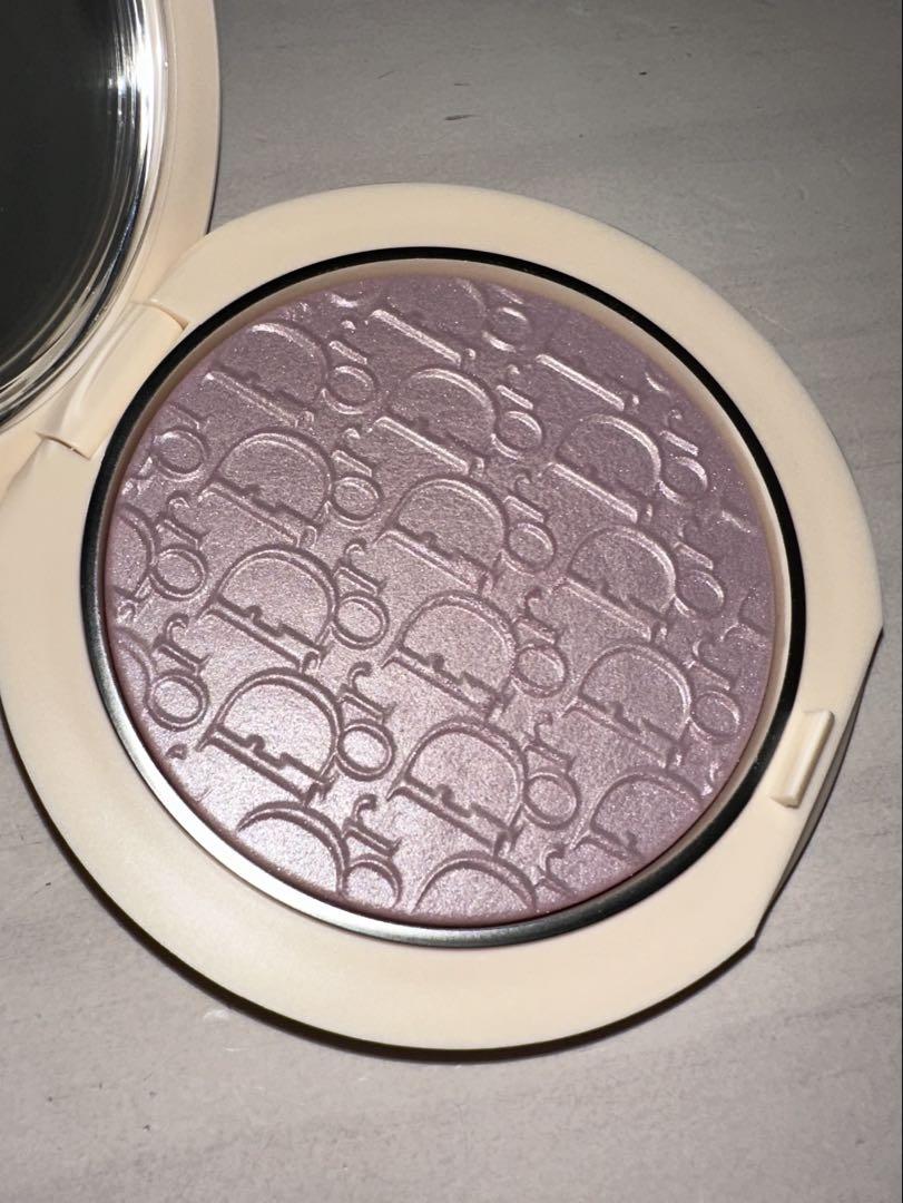Dior スキンフォーエヴァー クチュール ルミナイザー
