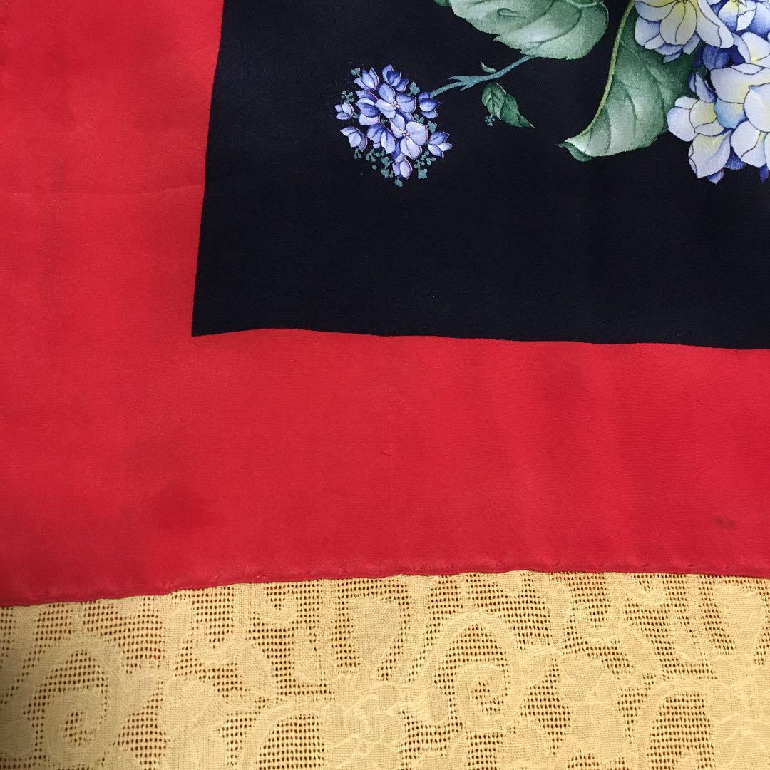 値下げ！GUCCI⭐︎紫陽花⭐︎ブルーム⭐︎大判ストール ショール スカーフ GUCCI⭐︎紫陽花⭐︎ブルーム⭐︎大判ストール ショール スカーフ