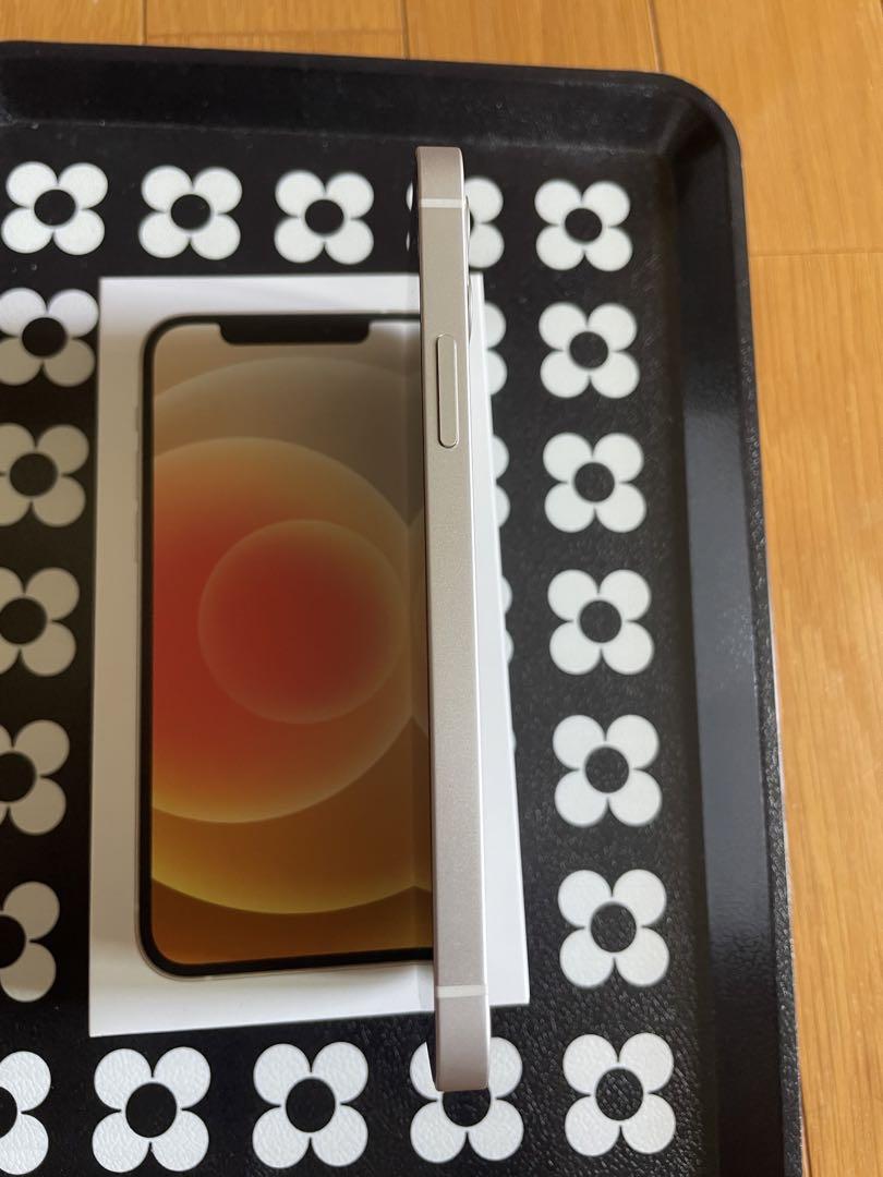 iPhone 12 ホワイト64GB ジャンク品