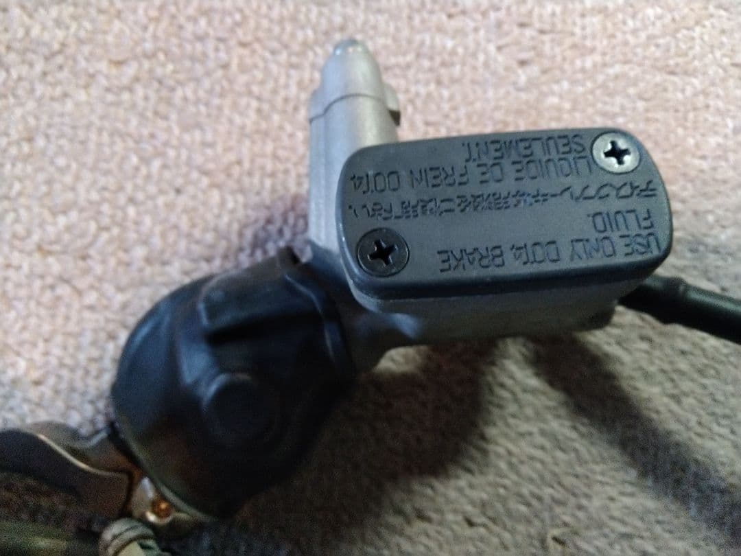 カワサキ フロントブレーキホース 2本 新品未使用ゼファー400 ZR400