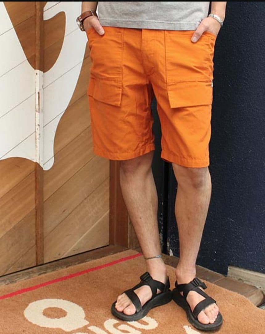 SASSAFRAS 　ササフラス 　ショートパンツ　オレンジ系