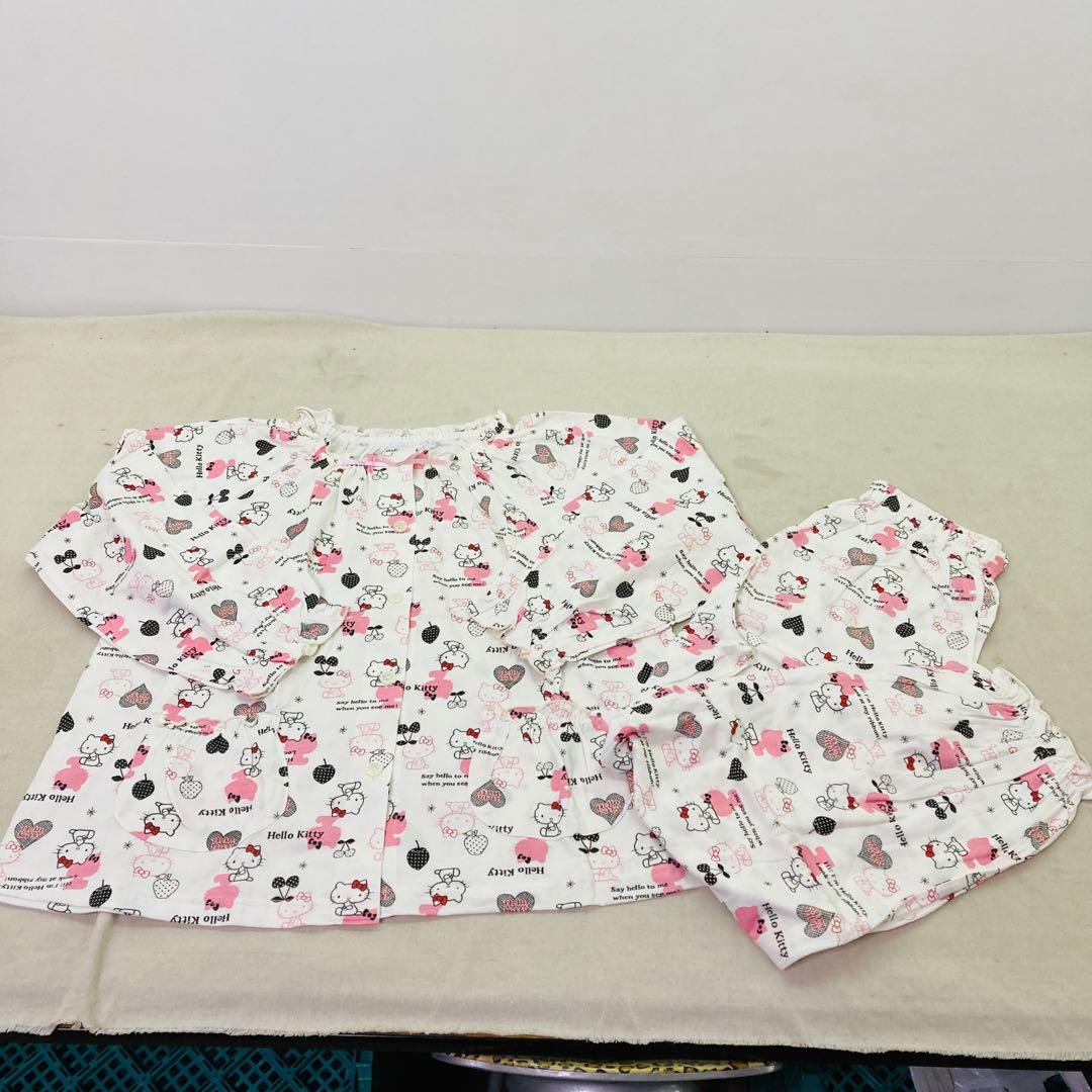 SANRIO　サンリオ　Hellokitty　ハローキティ パジャマ　た1
