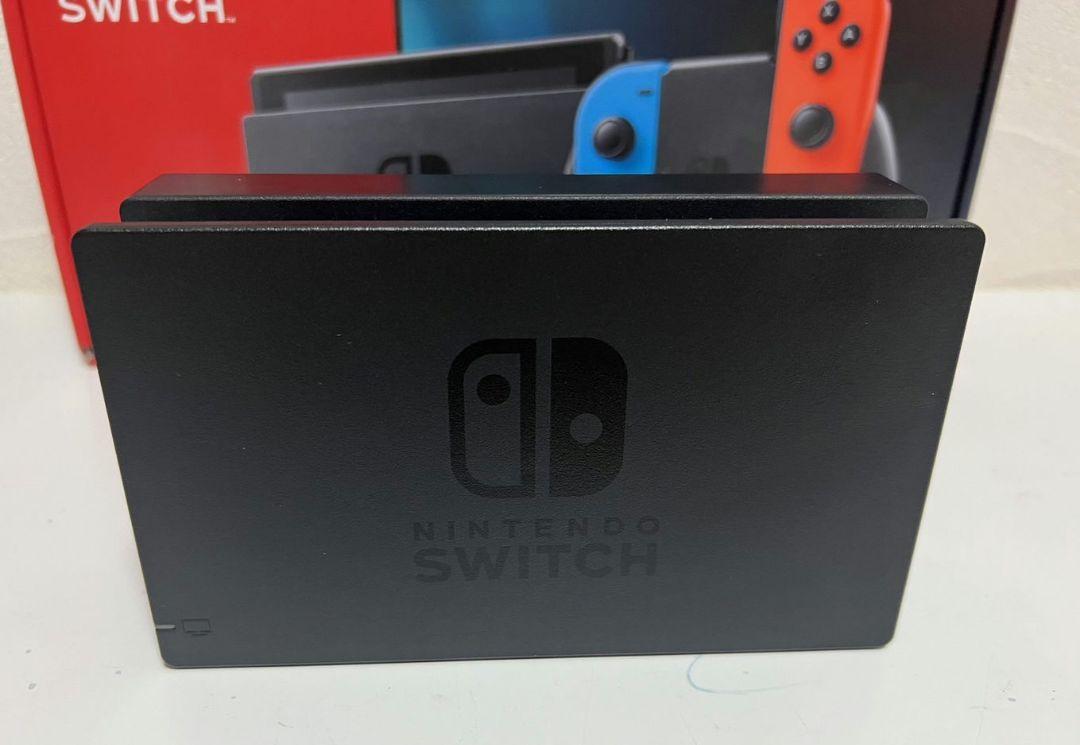 【美品】NintendoSwitch　ネオンブルーネオンレッド