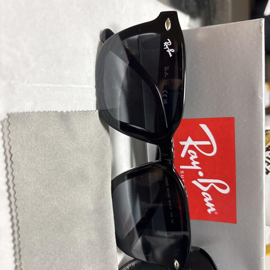 Ray-Ban ブラック サングラス ケース付き Ray-Ban ブラック サングラス ケース付き - メルカリ