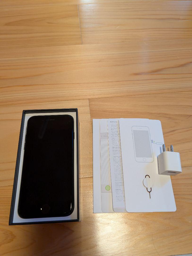 【美品】SIMフリー　iPhone 7 ジェットブラック　128GB 美品】SIMフリー iPhone 7 ジェットブラック 128GB