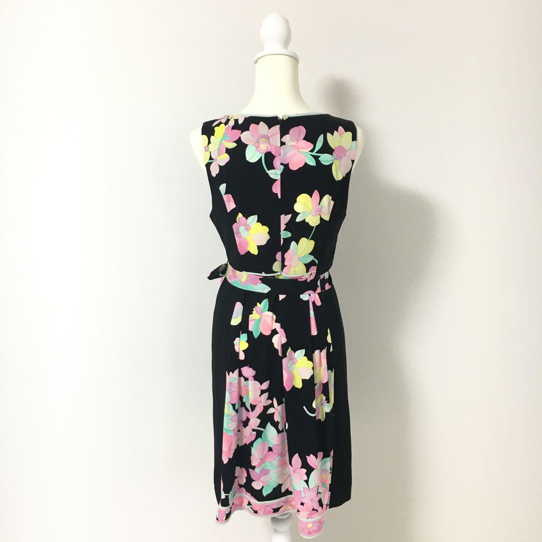 美品 LEONARD レオナール カンカン ストレッチ 花柄 ベルト 美品 LEONARD レオナール カンカン ストレッチ 花柄 ベルト