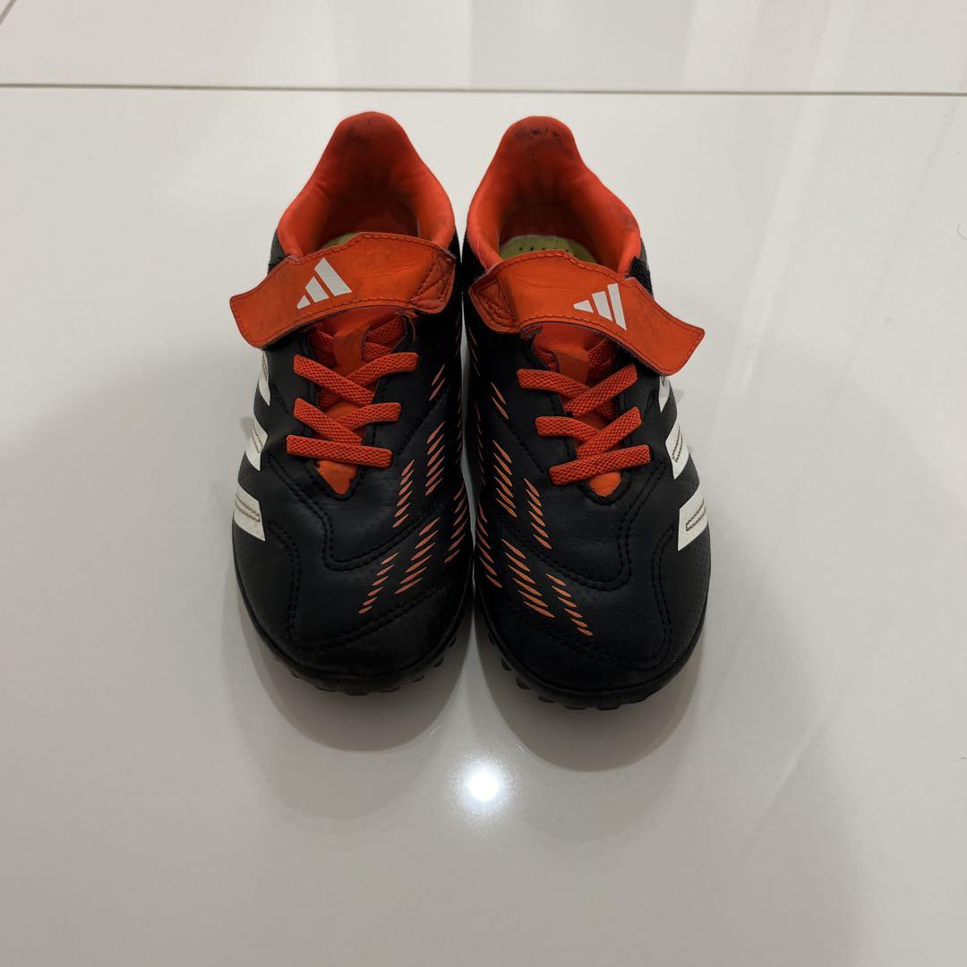 adidas Predator サッカーシューズ 黒/赤 adidas Predatorサッカーシューズフットサルシューズ黒赤 - メルカリ
