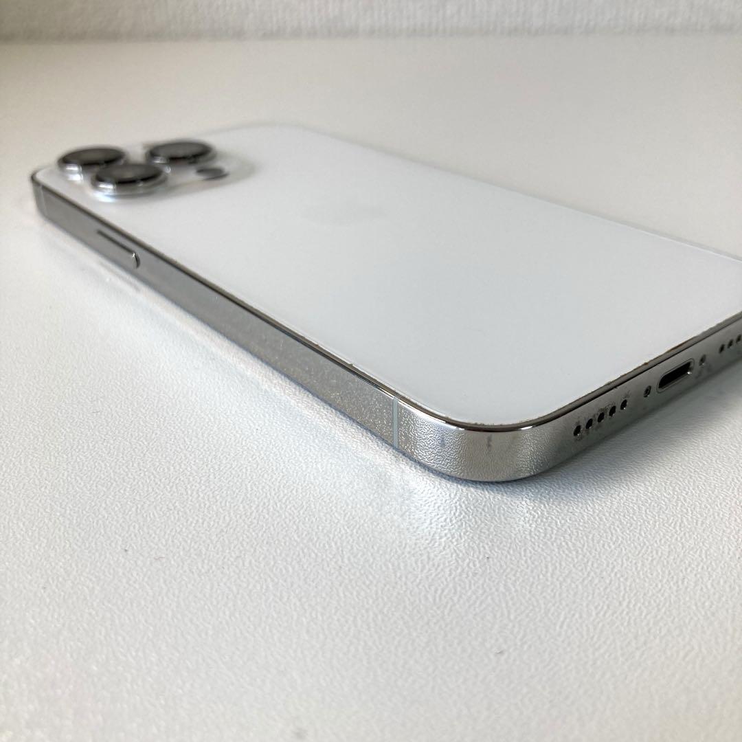 iPhone 13 Pro 256GB シルバー バッテリー最大容量84%