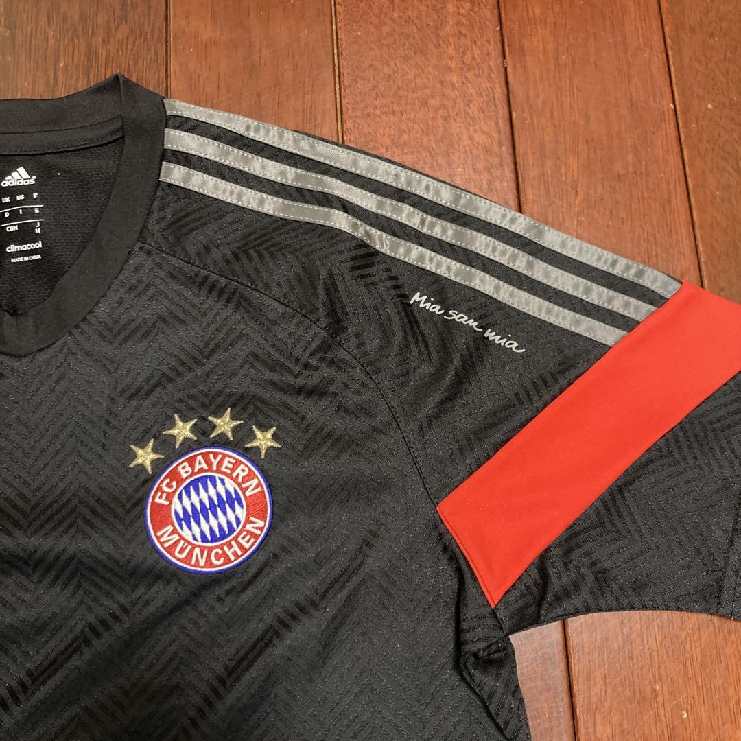 美品　希少 adidas バイエルン　チャンピオンズ　リーグ　プラシャツ