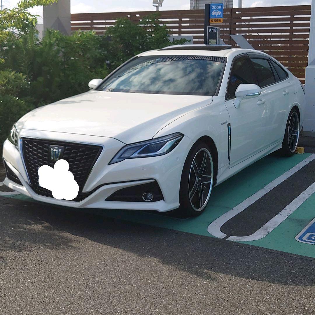 220系 クラウン ハイブリッド 2.5
