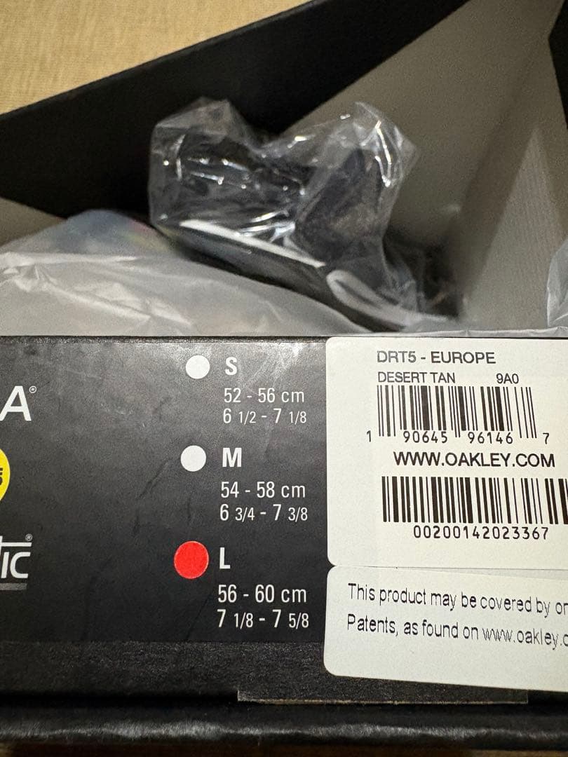 OAKLEY ヘルメット