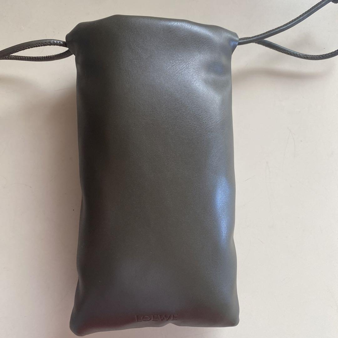 Loewe ロエベ サングラス　loewe inflated cat eye