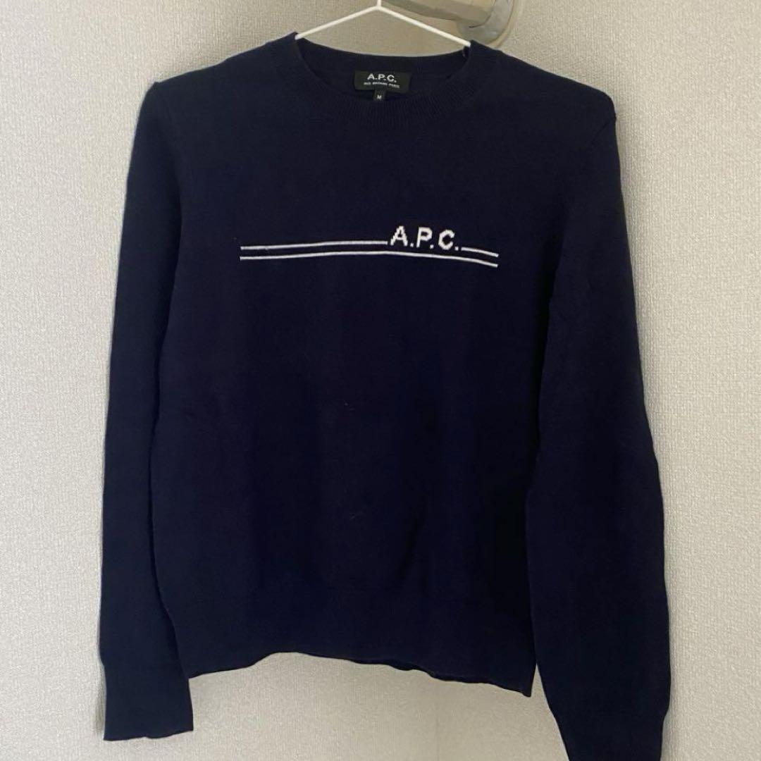 あいみょん着用！APC ロゴセーター 美品）あいみょん着用APC アーペーセー ロゴニット M - メルカリ