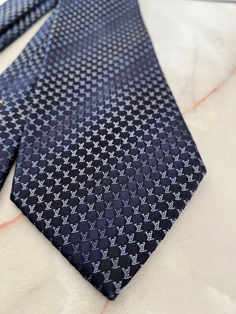 Louis Vuitton ネクタイ ネイビー