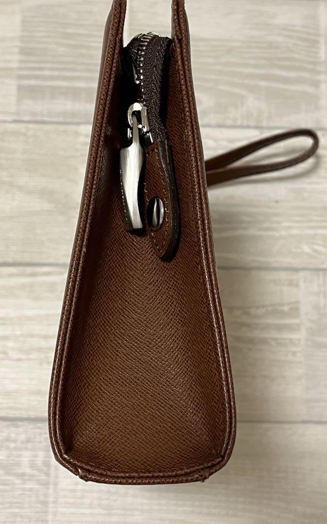 【美品】BURBERRY クラッチバッグ レザー エンボスチェック ブラウン