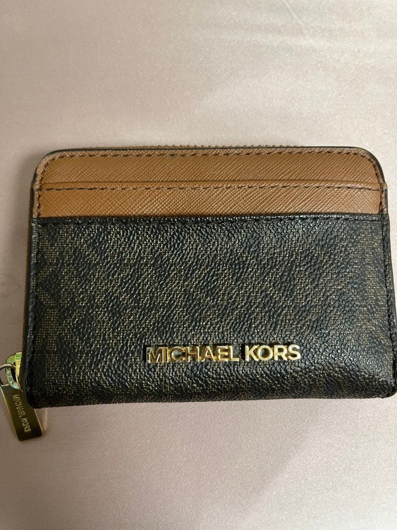 MICHAEL KORS ミニ財布