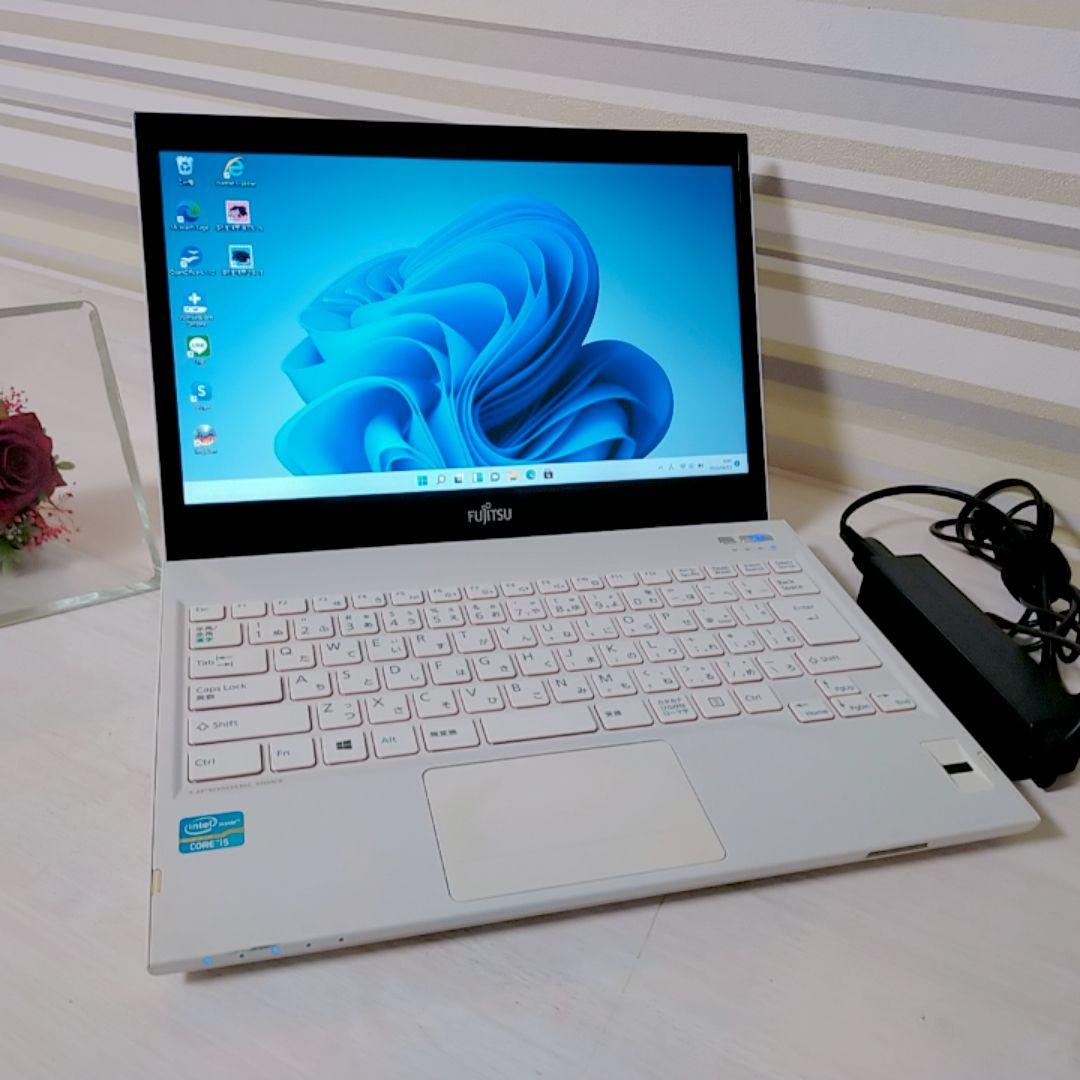 11200円最新アイテム 【超安い】 かわいいホワイトノートPC！人気の ...