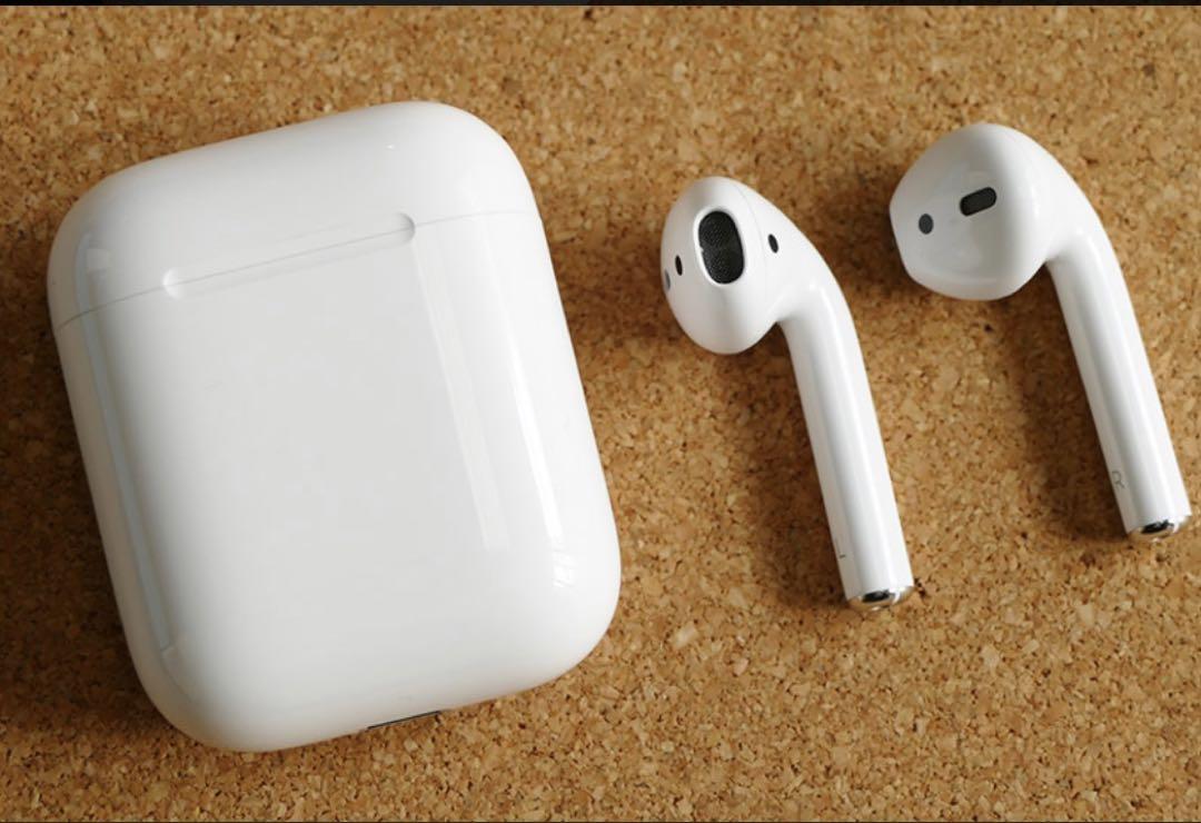 Apple AirPods MV7N2J/A