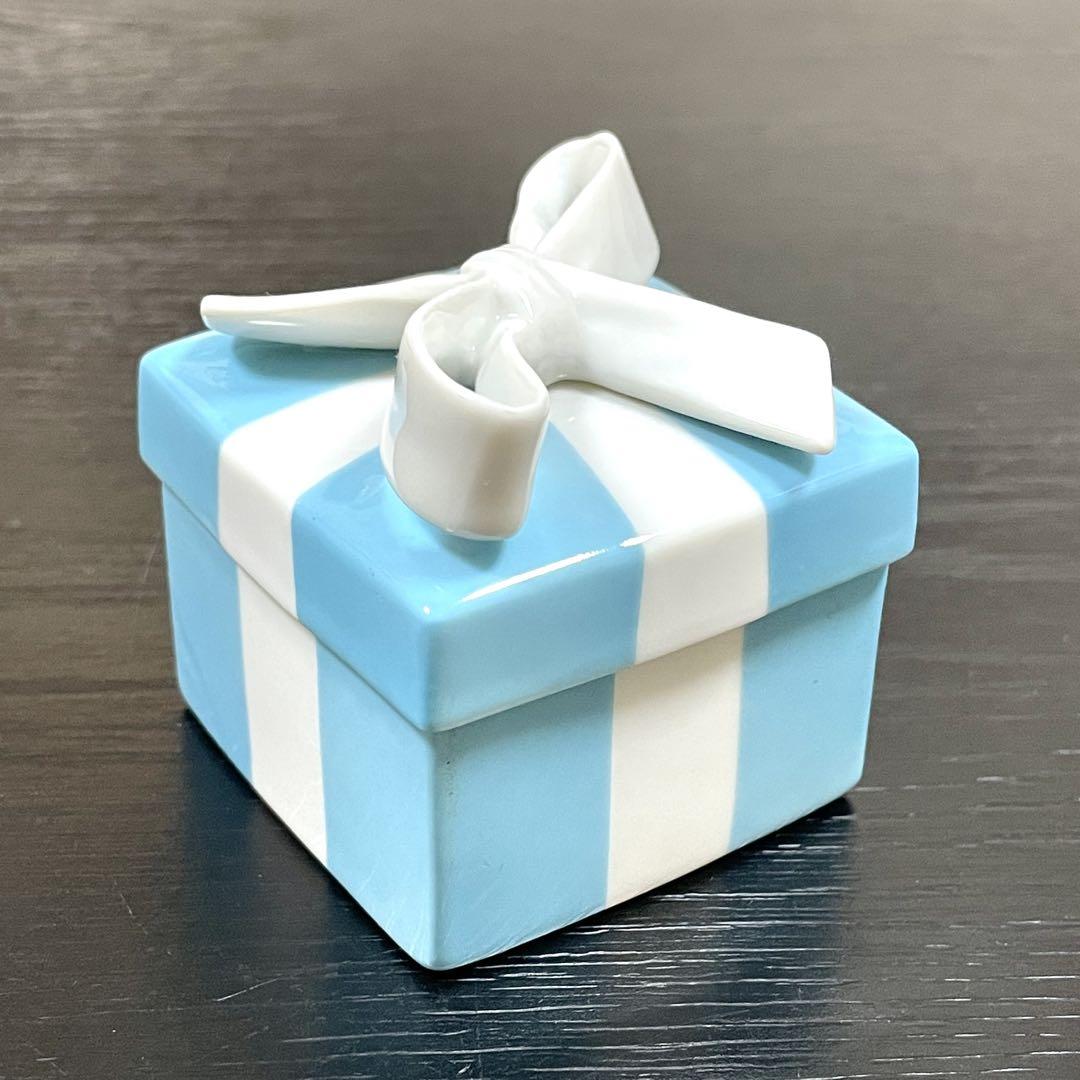 TIFFANYブルーボウミニボックス