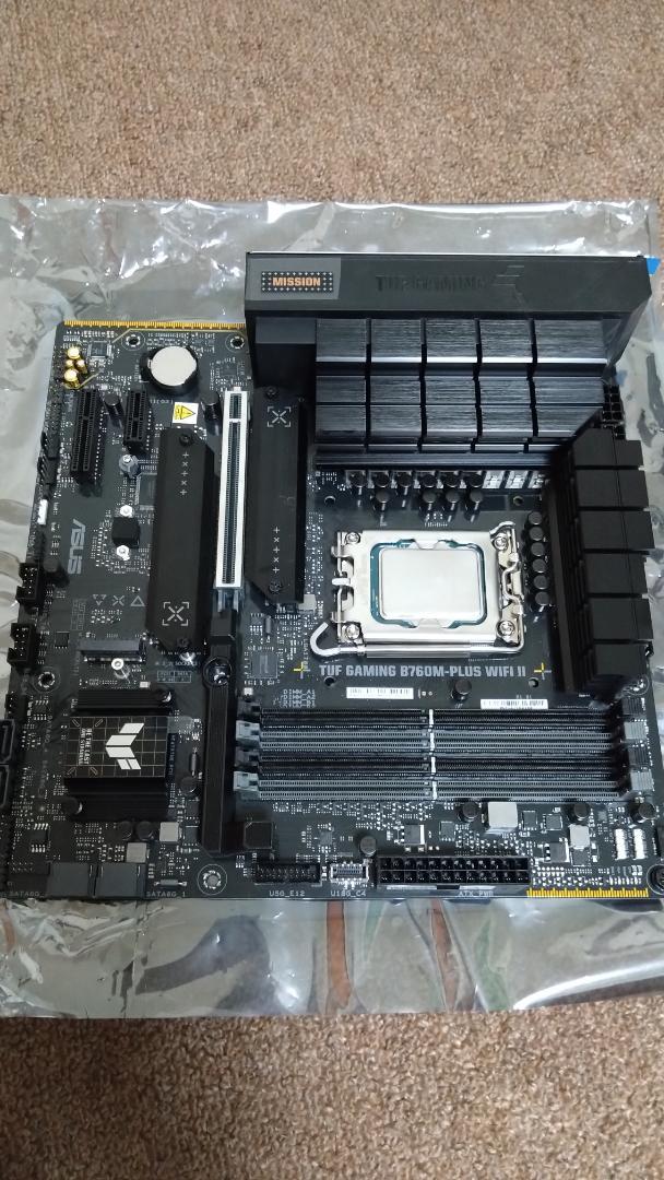 こ*ろ様 ASUS TUF GAMING B760M-PLUS WIFI II