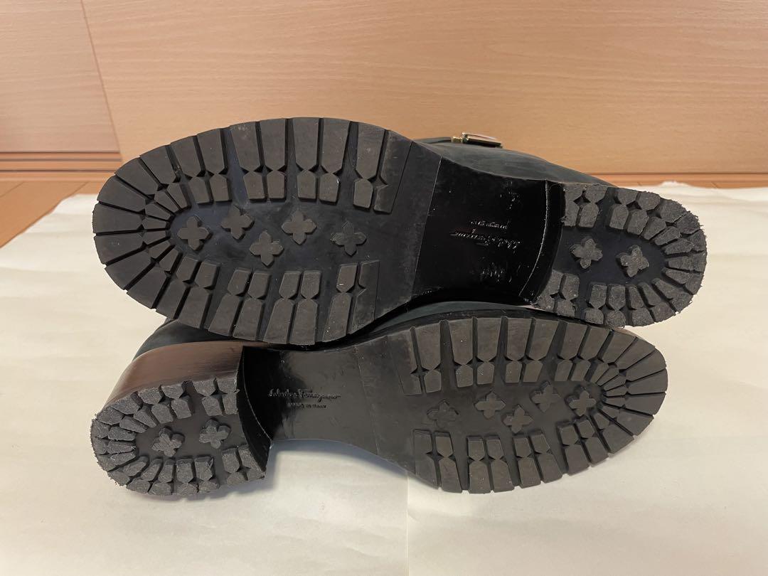 Ferragamo ブラックスエード