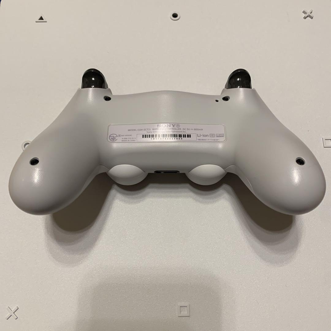 PlayStation 4 グレイシャーホワイト 1TB
