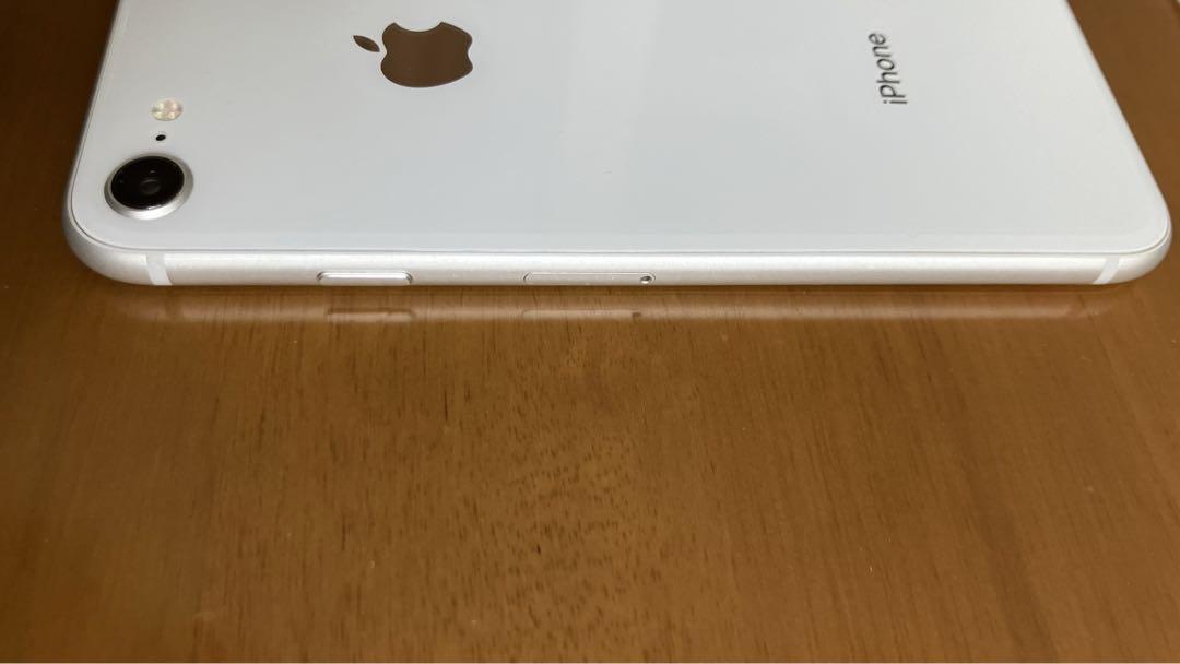 HAHA iPhone本体 iPhone 8 シルバー 64 GB - スマートフォン本体人気