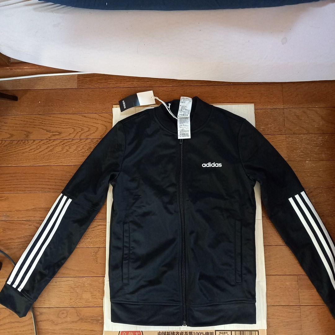 新品　adidas　ジャージ　上下セット