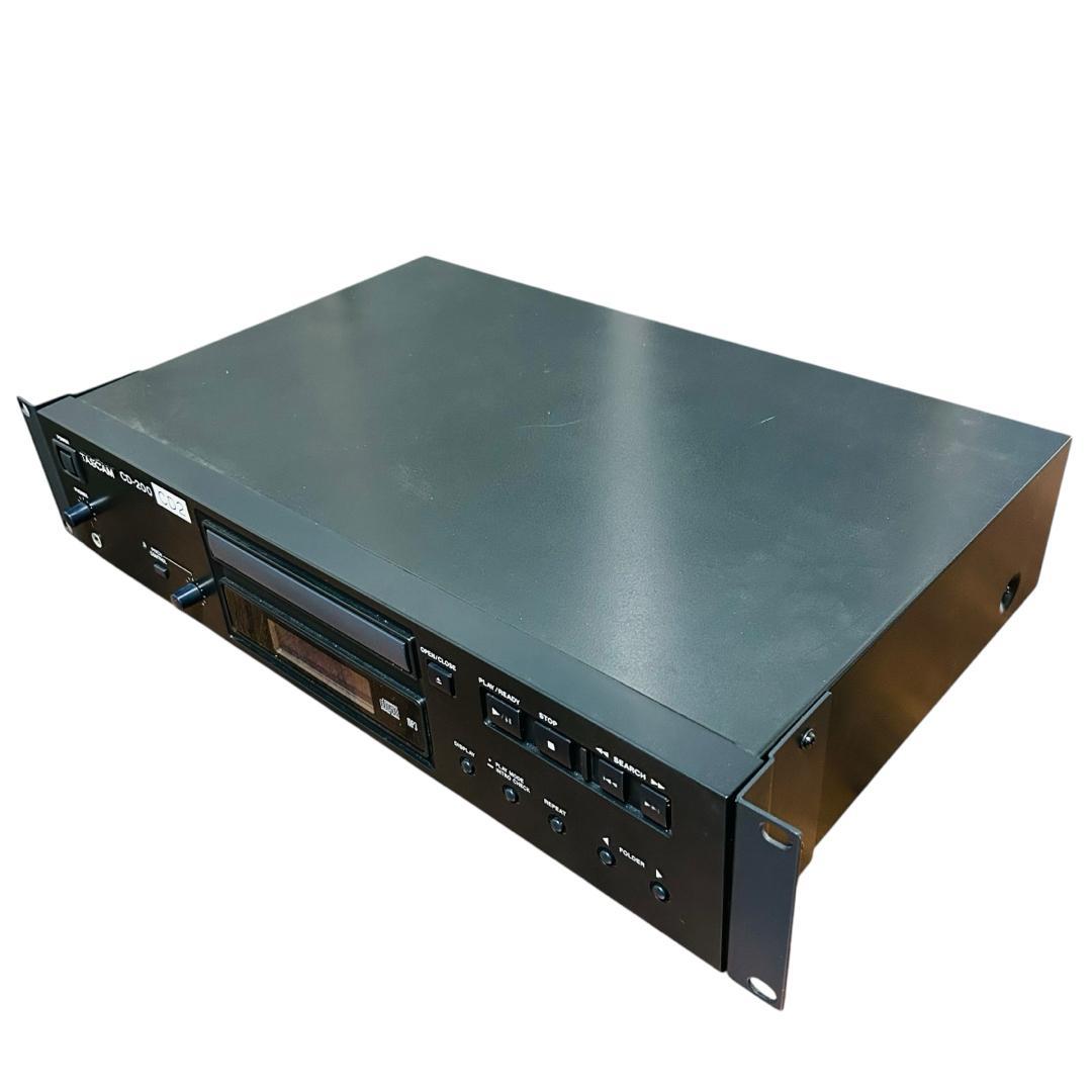TEAC 業務用CDプレーヤー CD-200