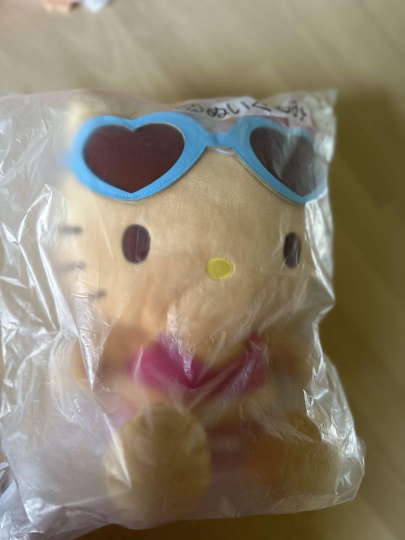 ガングロキティー ハローキティ 水着 ぬいぐるみ サングラス付き