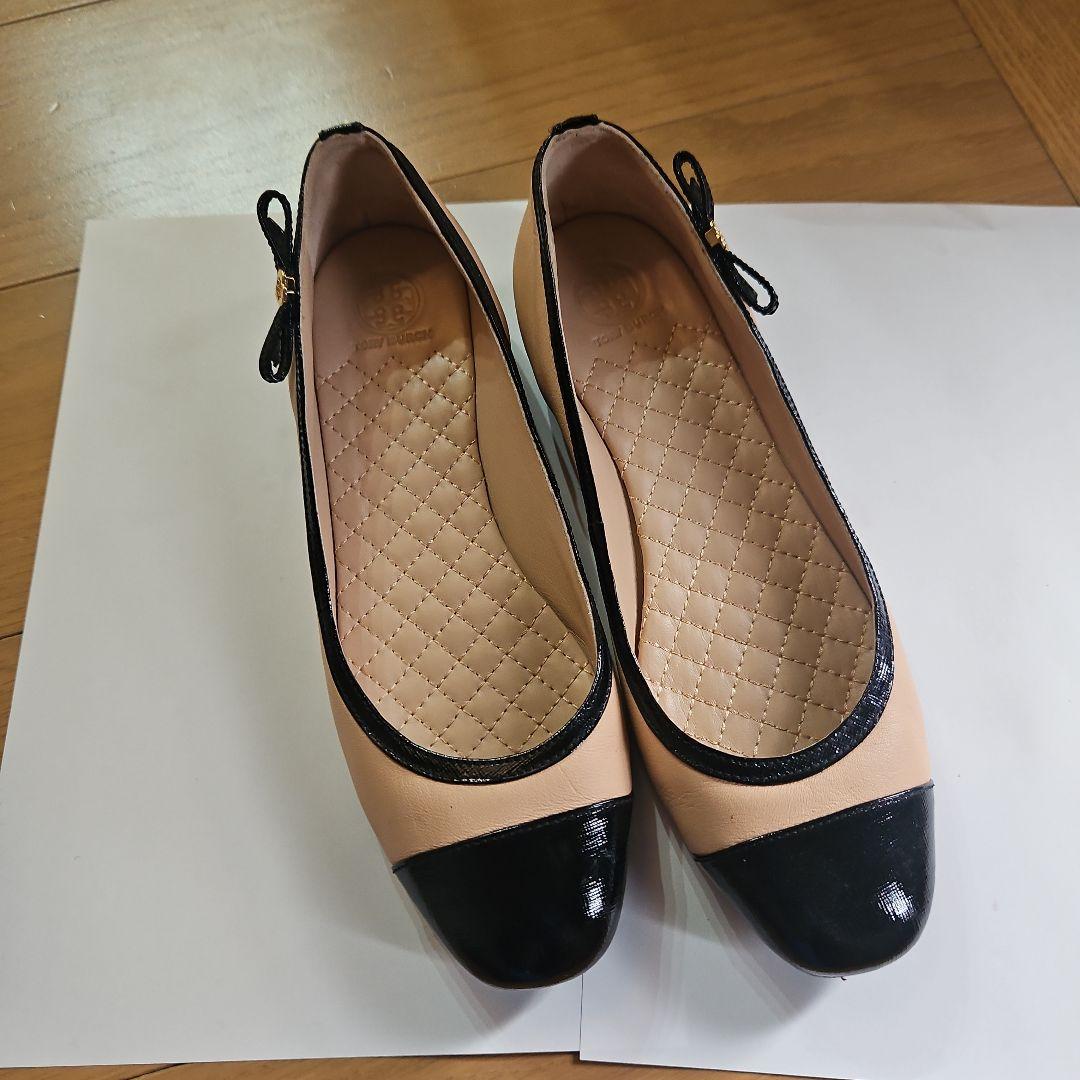 トリーバーチ　フラットシューズ　パンプス　バイカラー　25㎝