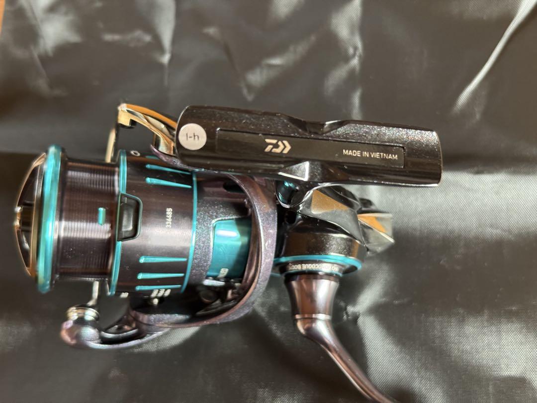 リール 23EMERALDAS RX FC LT2500S