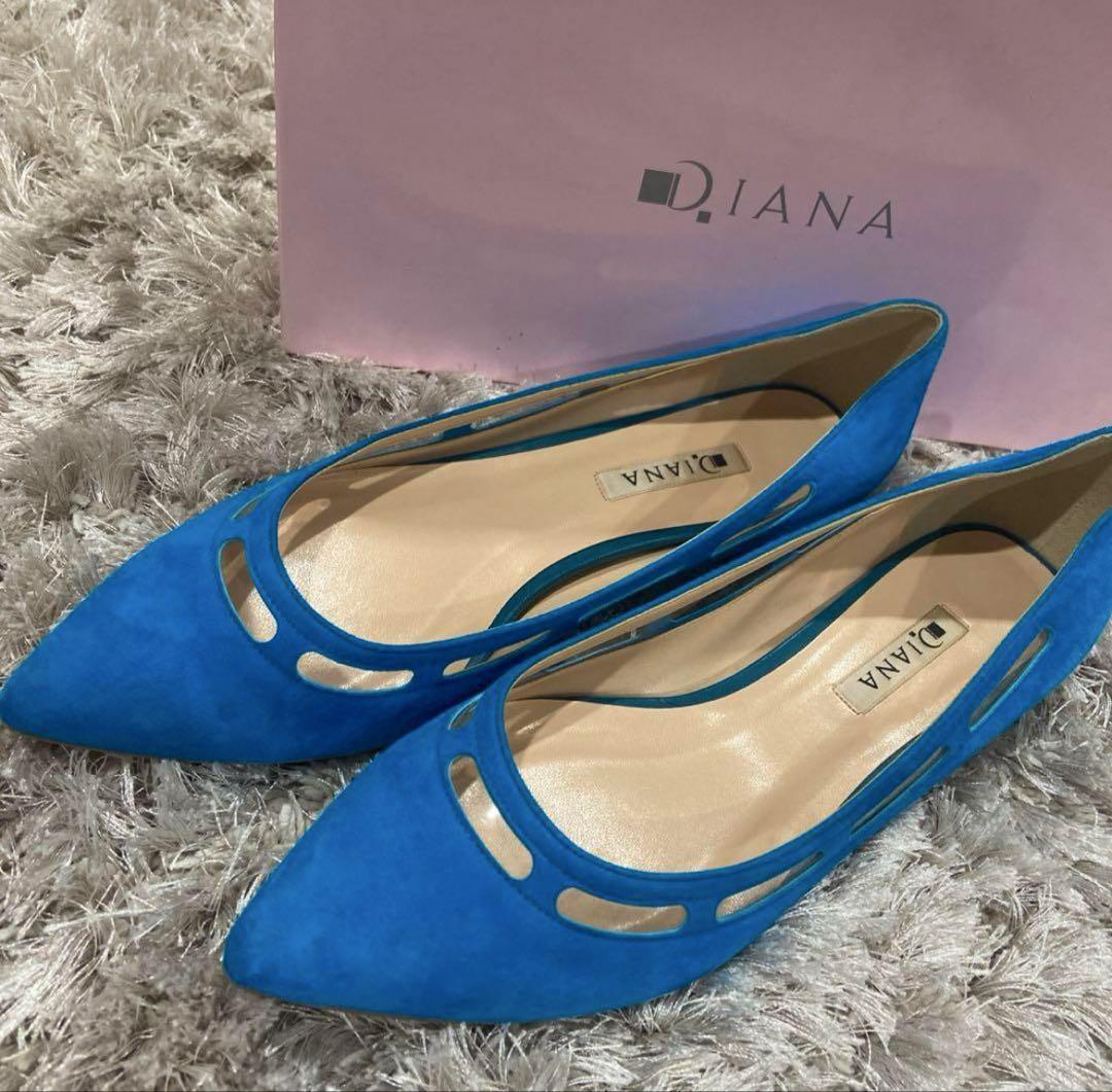 DIANAフラットパンプス