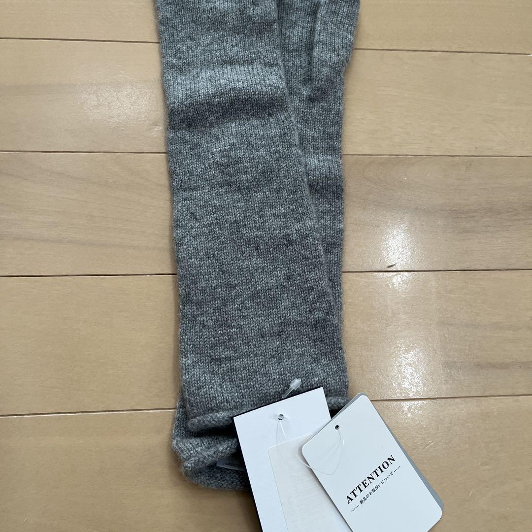 【新品、未使用、タグ付き】イエナIENA、ジョンストンズカシミヤ100%手袋