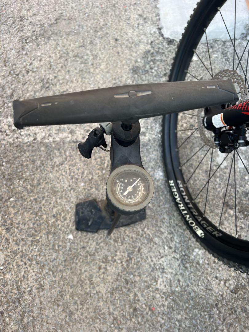 Trek Pro Caliber 8 オフロードバイク