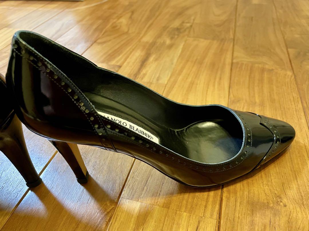 MANOLO BLAHNIK ハイヒール　黒　エナメル サイズ39 1/2