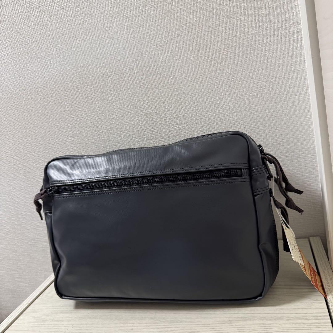 【新品タグ付き】定価30,800円　ラゲッジレーベル ライナー ショルダーバッグ