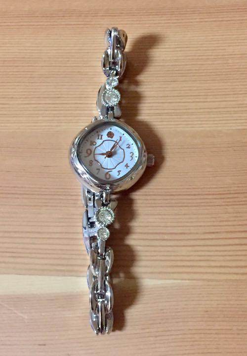 メルカリ Passage Mignon パサージュミニョン 腕時計 腕時計 アナログ 980 中古や未使用のフリマ メルカリ Passage Mignon パサージュミニョン 腕時計 腕時計 アナログ 980 中古や未使用のフリマ