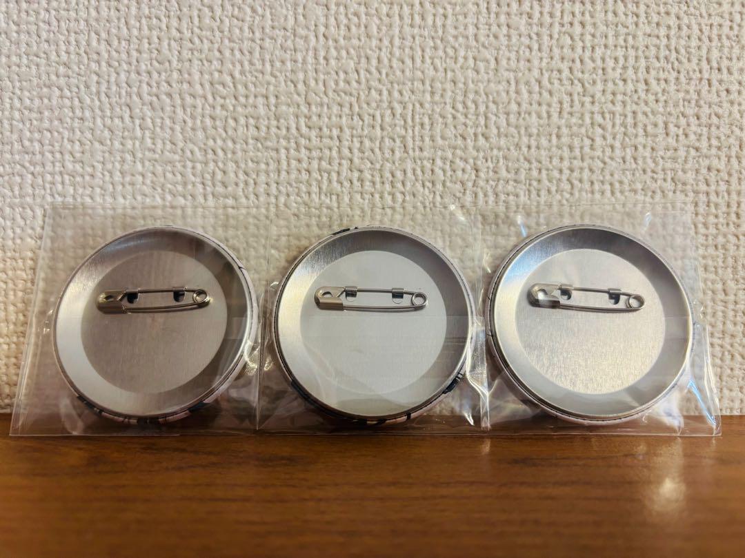 ビックリメン』メタリック缶バッジ 全8種 BOXセット | 人気