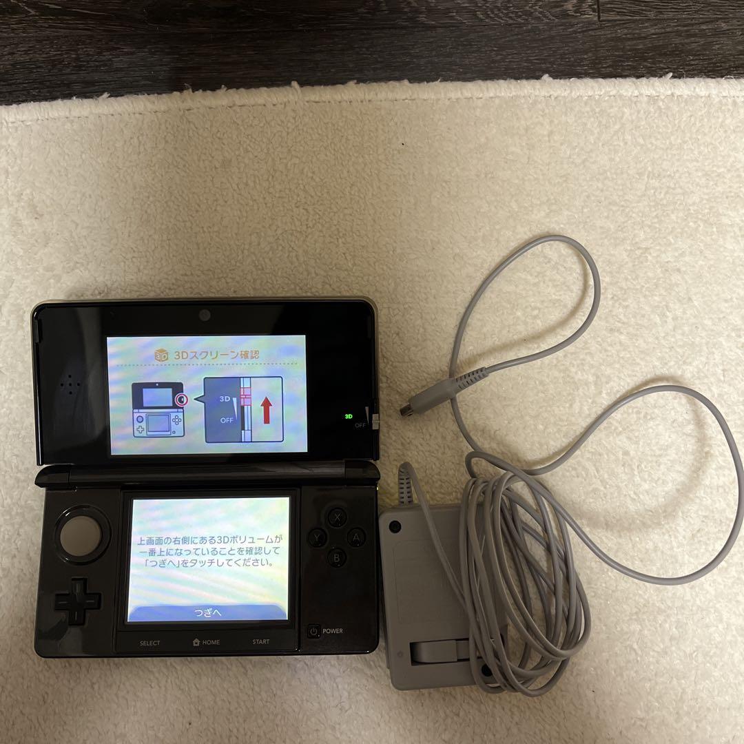 Nintendo3DS 本体 ニンテンドー3DS - ほぼ新品 任天堂 ニンテンドー3DS 本体