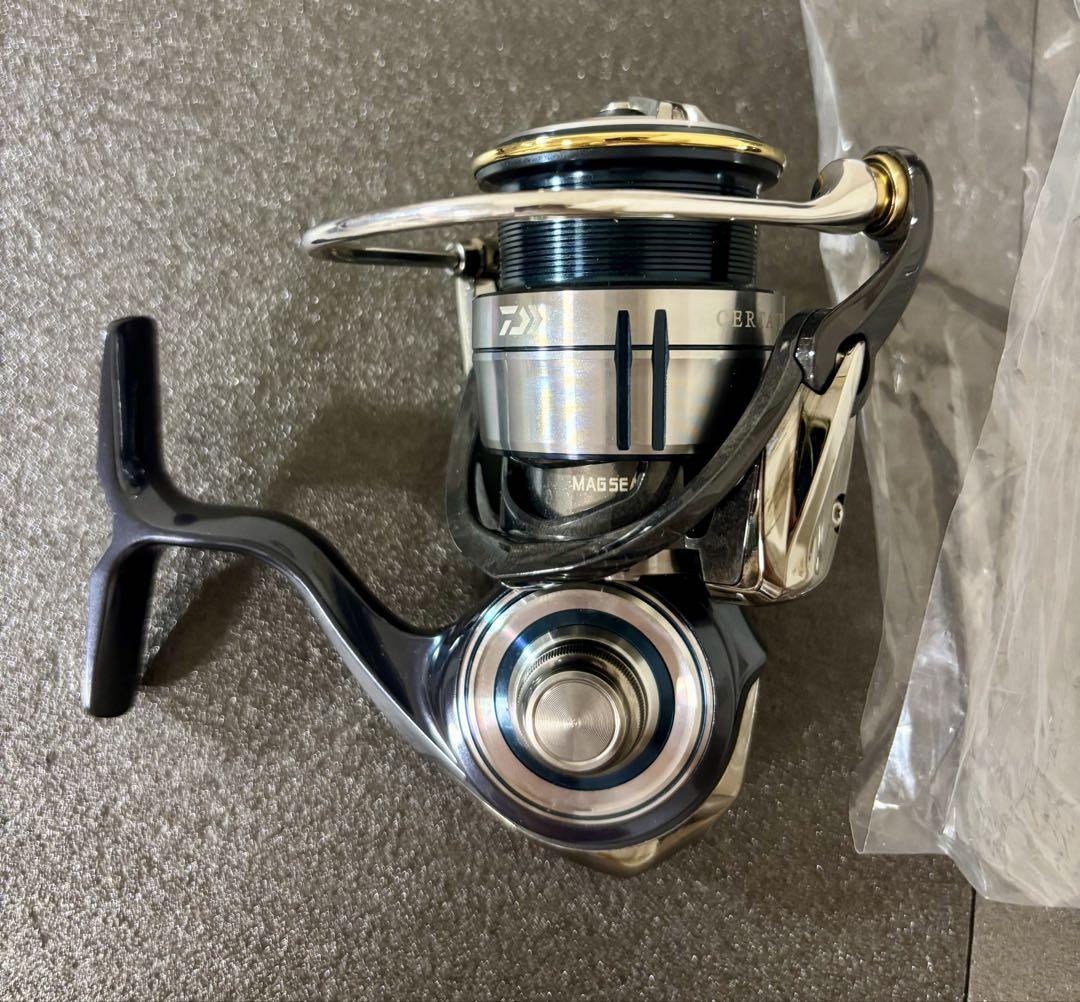Daiwa 19 CERTATE LT 2500S リール　ダイワ　セルテート