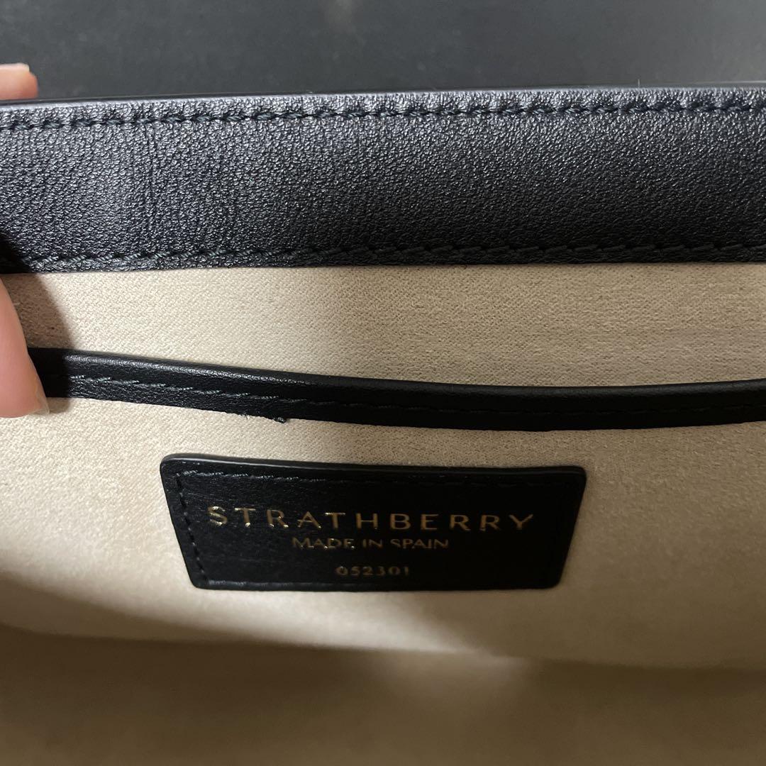 ストラスベリー ショルダーバッグ