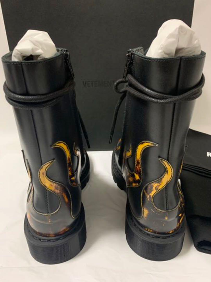極美品《 VETEMENTS 》Fire Army Boots コンバットブーツ