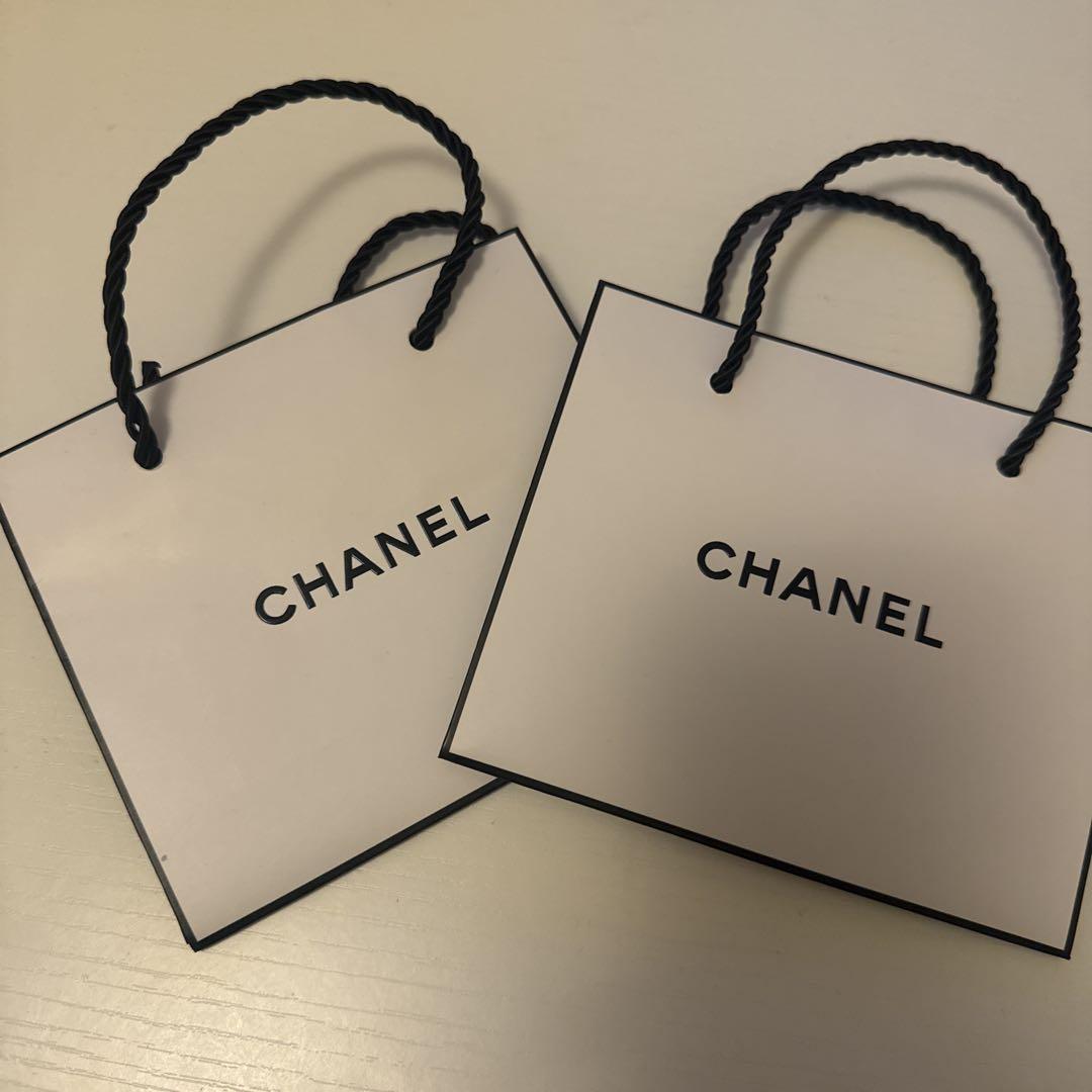 CHANEL 小型紙袋 2個セット - メルカリ