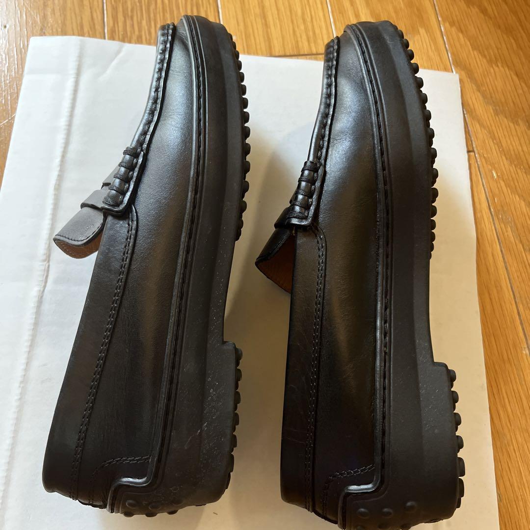 トッズ　tod's ローファー　ブラック　黒　シンプル
