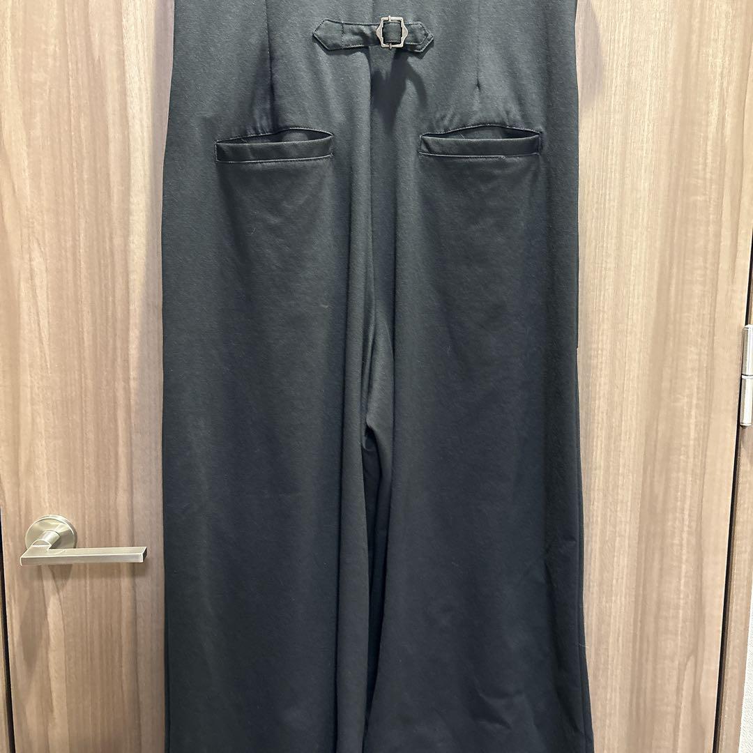 北欧、暮らしの道具展 オールオン ワン ブラック Vネック サロペット