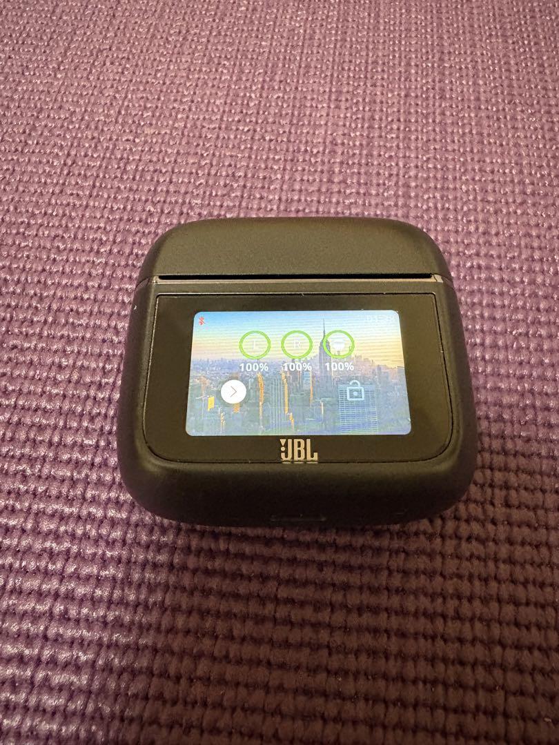 保護フィルム貼付け済み　JBL TOUR PRO 3 ワイヤレスイヤホン