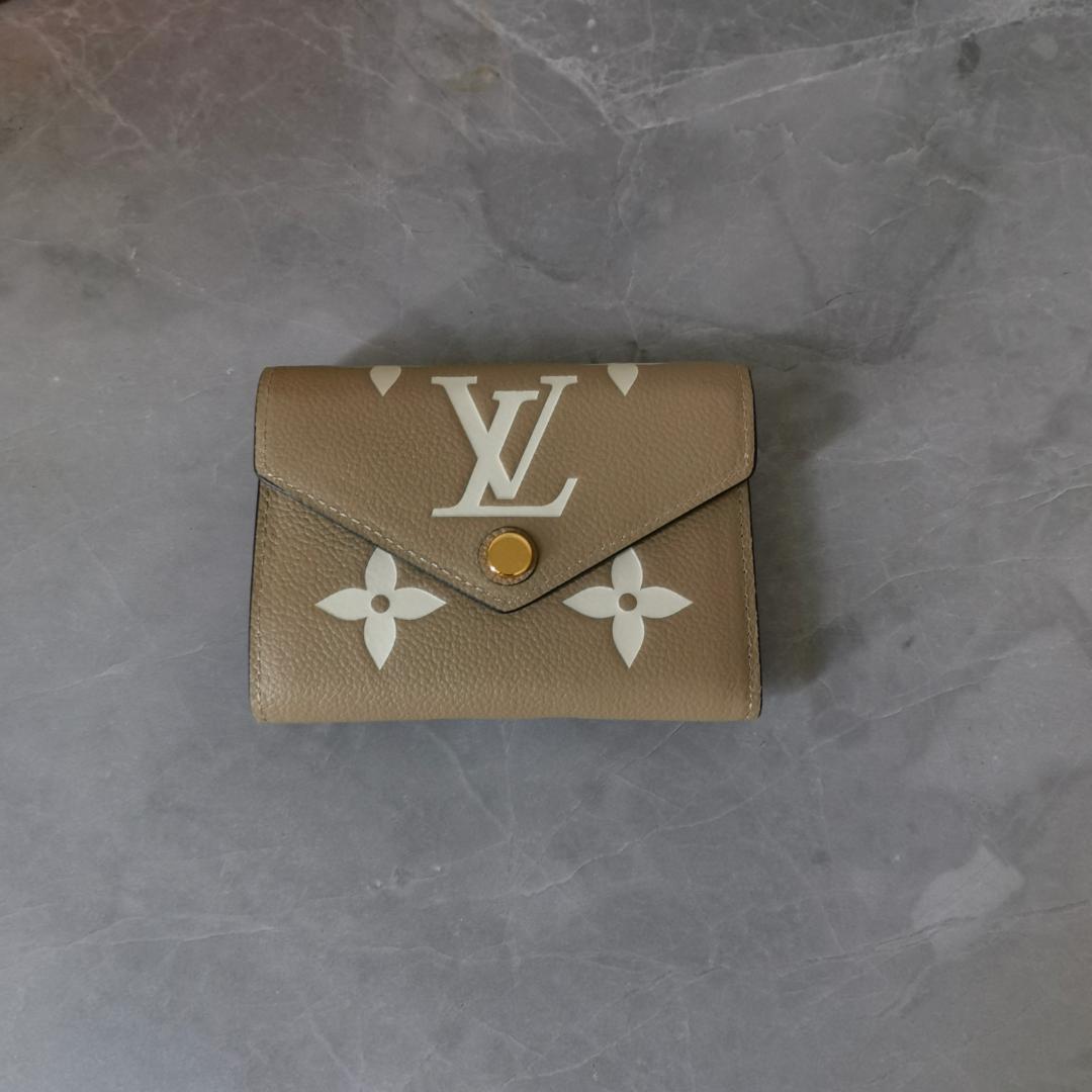 Louis Vuitton 三つ折り財布 ベージュ